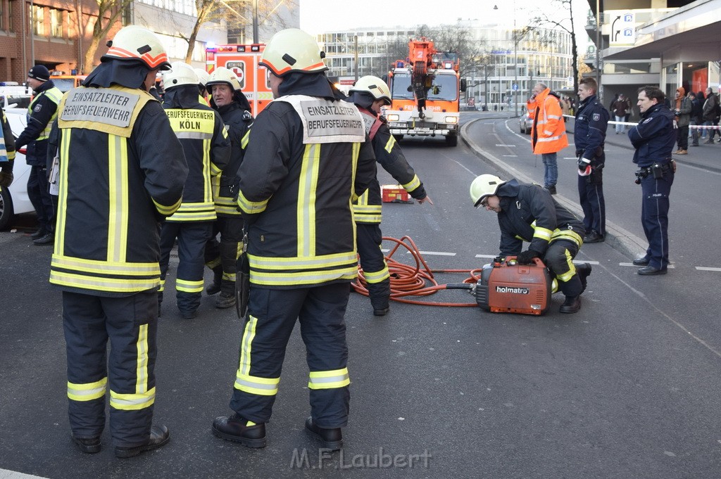 VU PKW Strab Koeln Mitte Pipinenstr Hohestr P056.JPG - Miklos Laubert